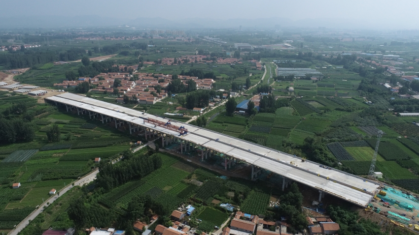 1741846627747400.jpg 以專(zhuān)業(yè)服務(wù)助力交通發(fā)展——北京恒誠(chéng)信臨臨高速項(xiàng)目紀(jì)實(shí).jpg